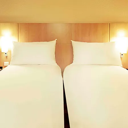 Hotel Ibis Centre Historique 3*