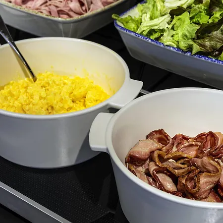 מלון Ibis Centre Historique 3*