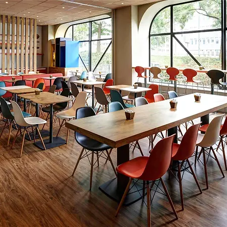 מלון Ibis Centre Historique 3*