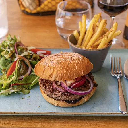 Hotel Ibis Centre Historique 3*