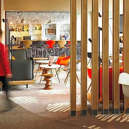 Ibis Centre Historique Hotel 3*
