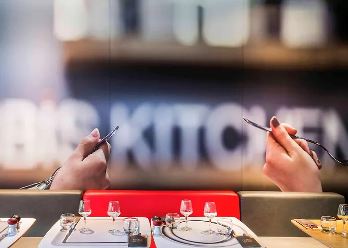 ホテル イビス サントル ヒストリーク