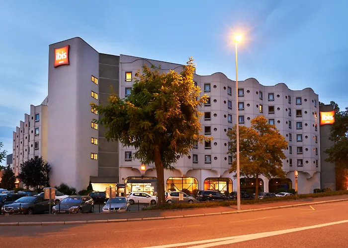 Ibis Centre Historique Hotel 3*